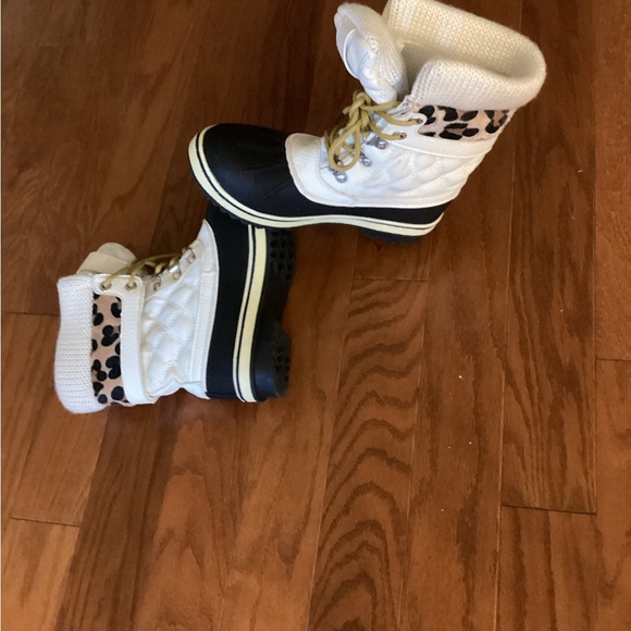 Ankle Boots & Booties - Black, White & Leopard Pattern - Picture 5 of 6